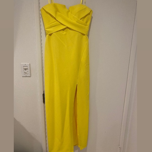 Aidan Mattox Yellow Strapless Gown with High Slit - Picture 2 of 2